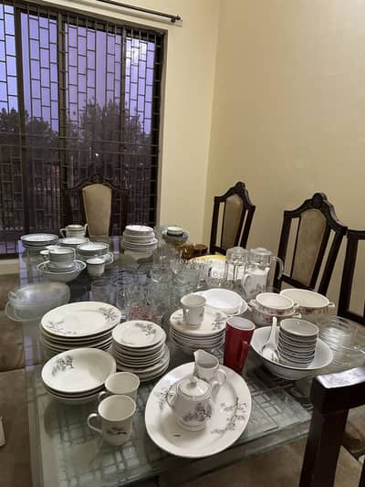 Crockery / dinner set / bowl set / glass sets in very reasonable price