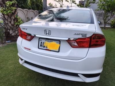 Honda City Aspire 1.5 CVt in totally original and mint condition
