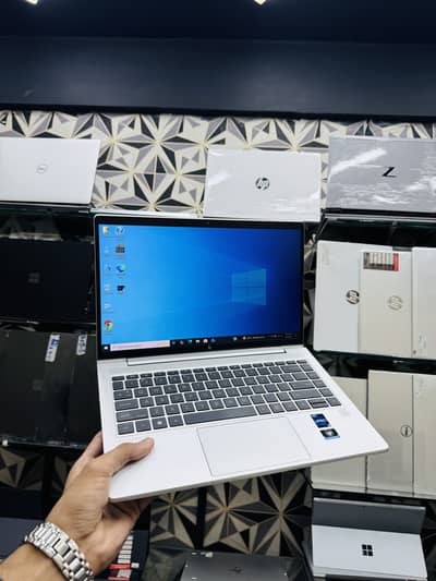 HP EliteBook 640 G9 – Intel Core i5 | 8GB RAM | 256GB SSD
