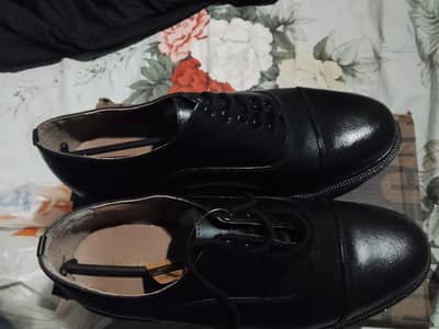 Carlos Service shoes