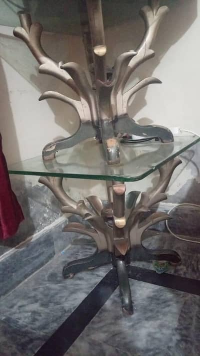 6 seater sofa set with 3 table 1 canter table 2 small table