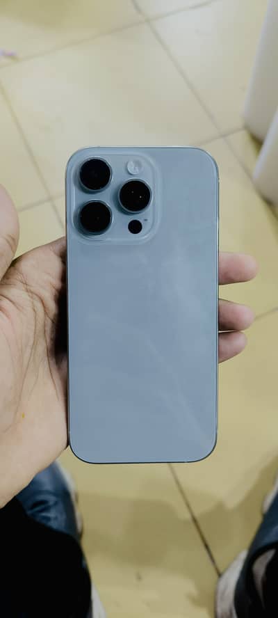 i phone 16 pro