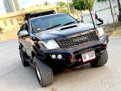 Toyota Hilux Vigo champ