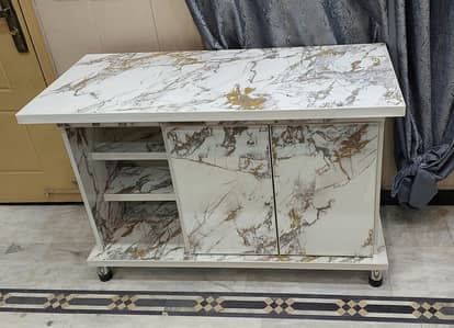 Iron table big size never used scratchless condition