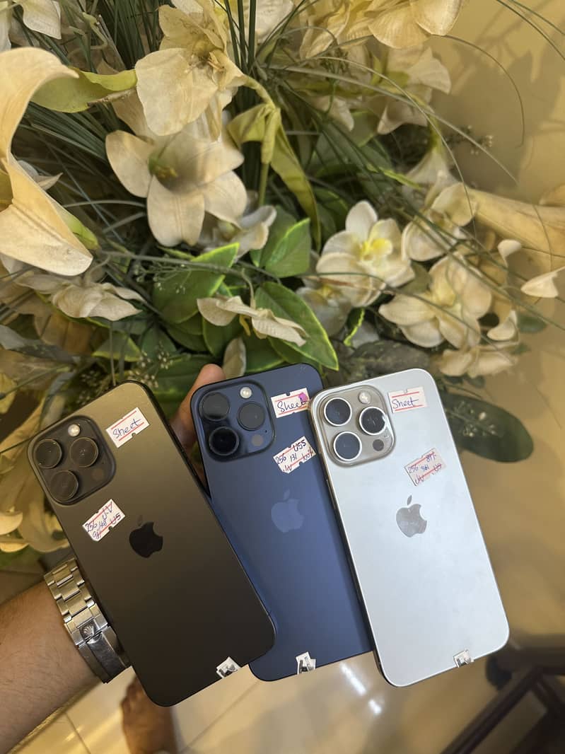 iPhone 15 Pro Max 0