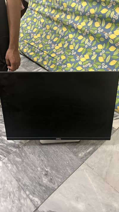 Dell 24” IPS Borderless LED Monitor