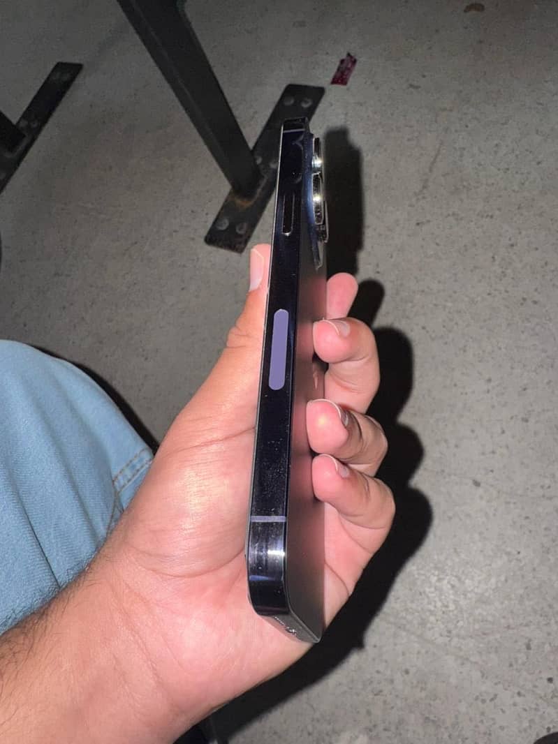 Iphone 14 pro max 0