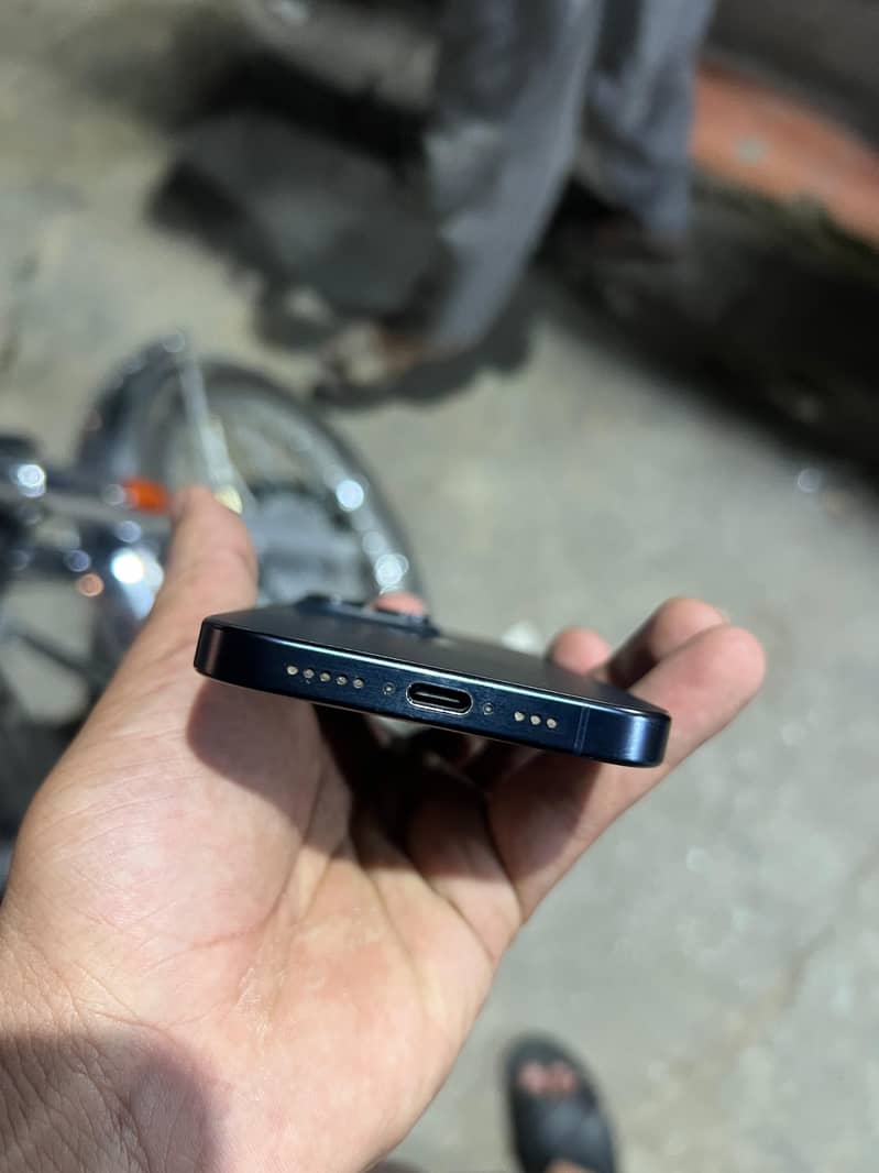 iPhone 15pro 2