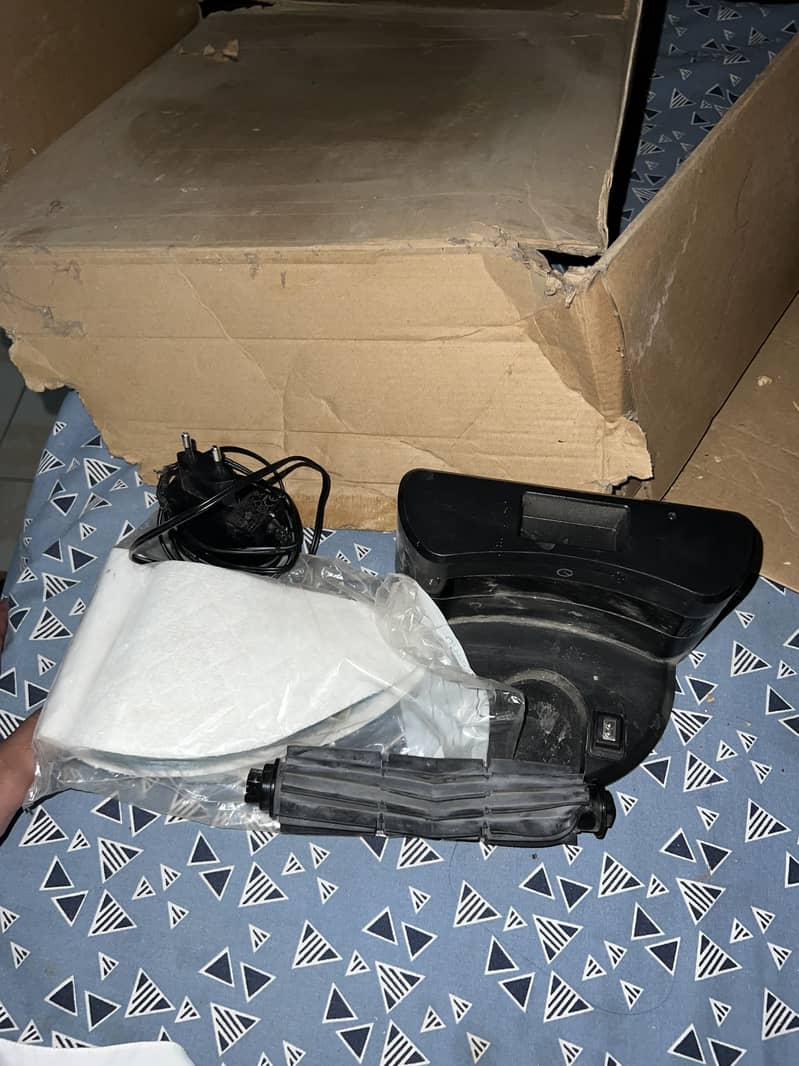Yeedi automatic Vacuum Robot 3