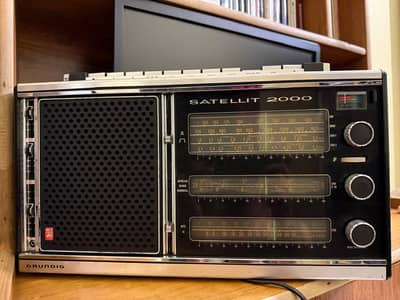 Grundig Satellit 2000