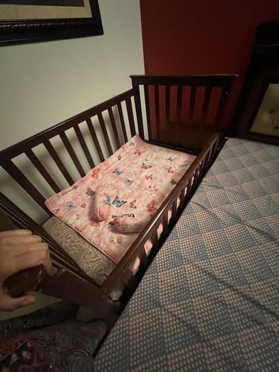 Baby/Toddler cot cum bed