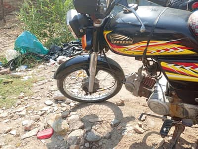 Express 70 2020 model very good condition with new tyres