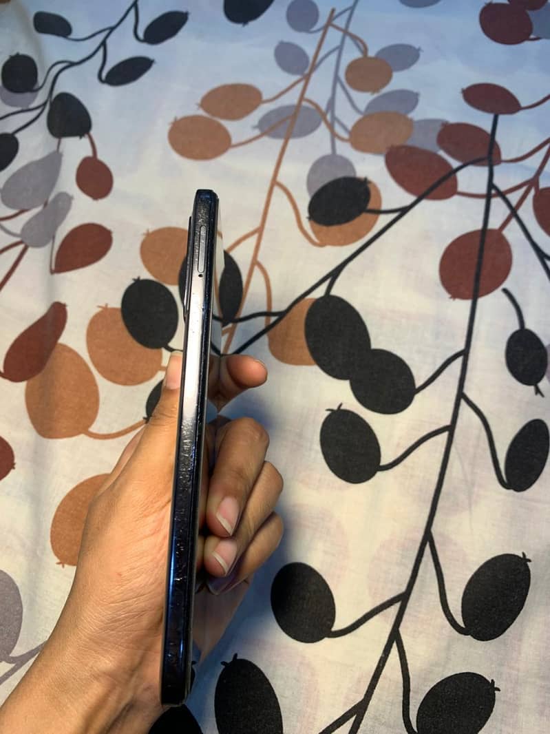 poco M4 pro 0