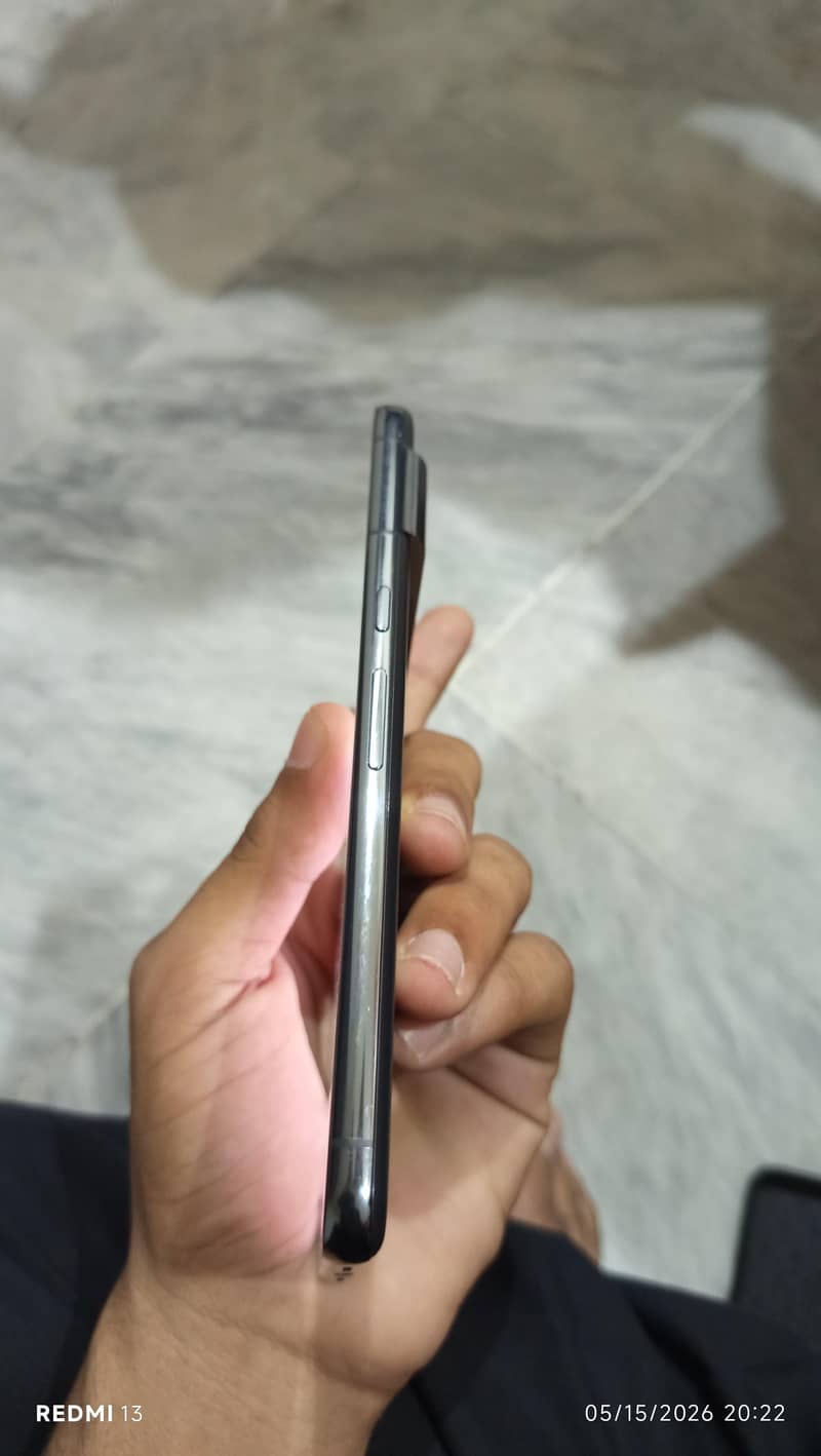 Google pixel 8 pro 1