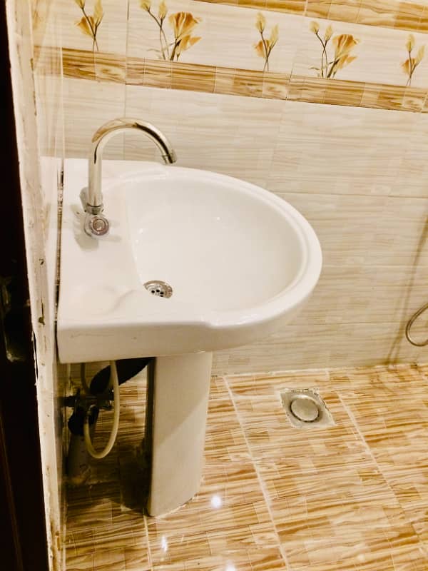 Flat For Rent 1