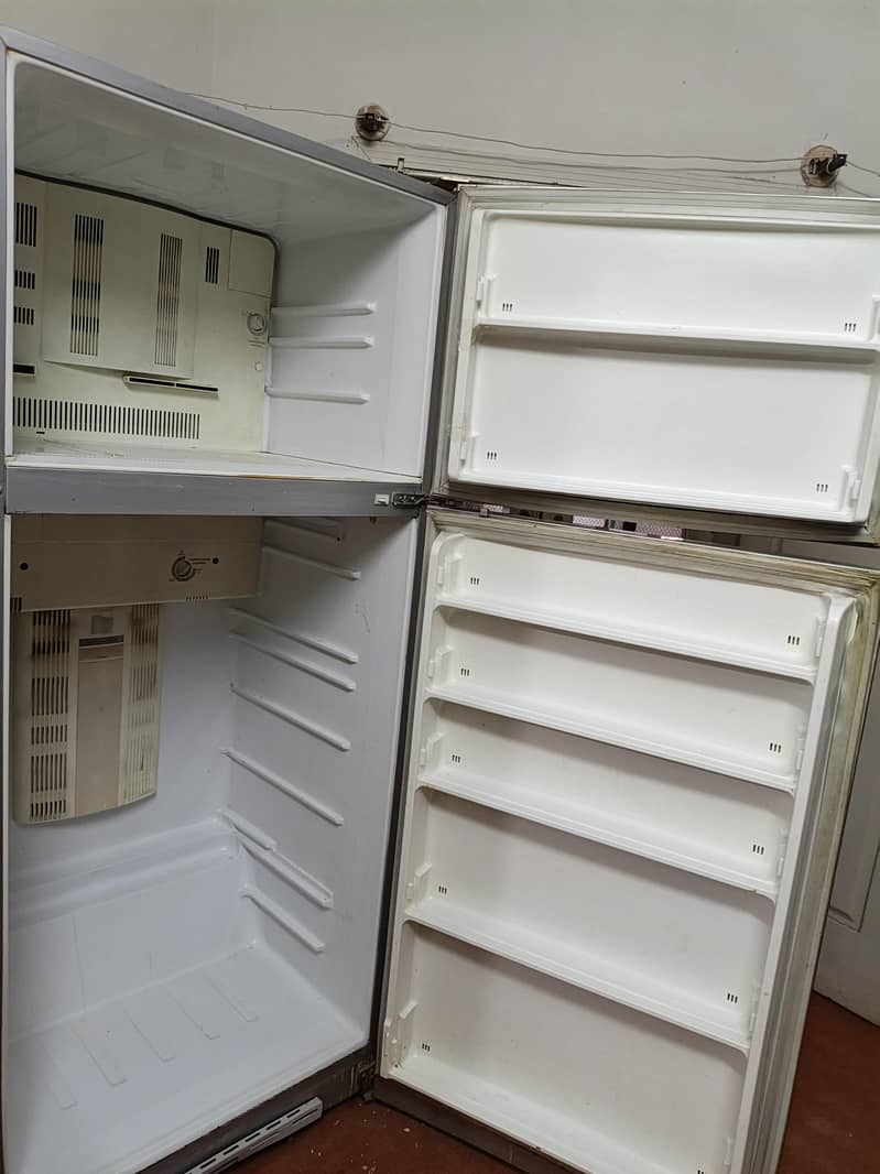 refrigerator 1