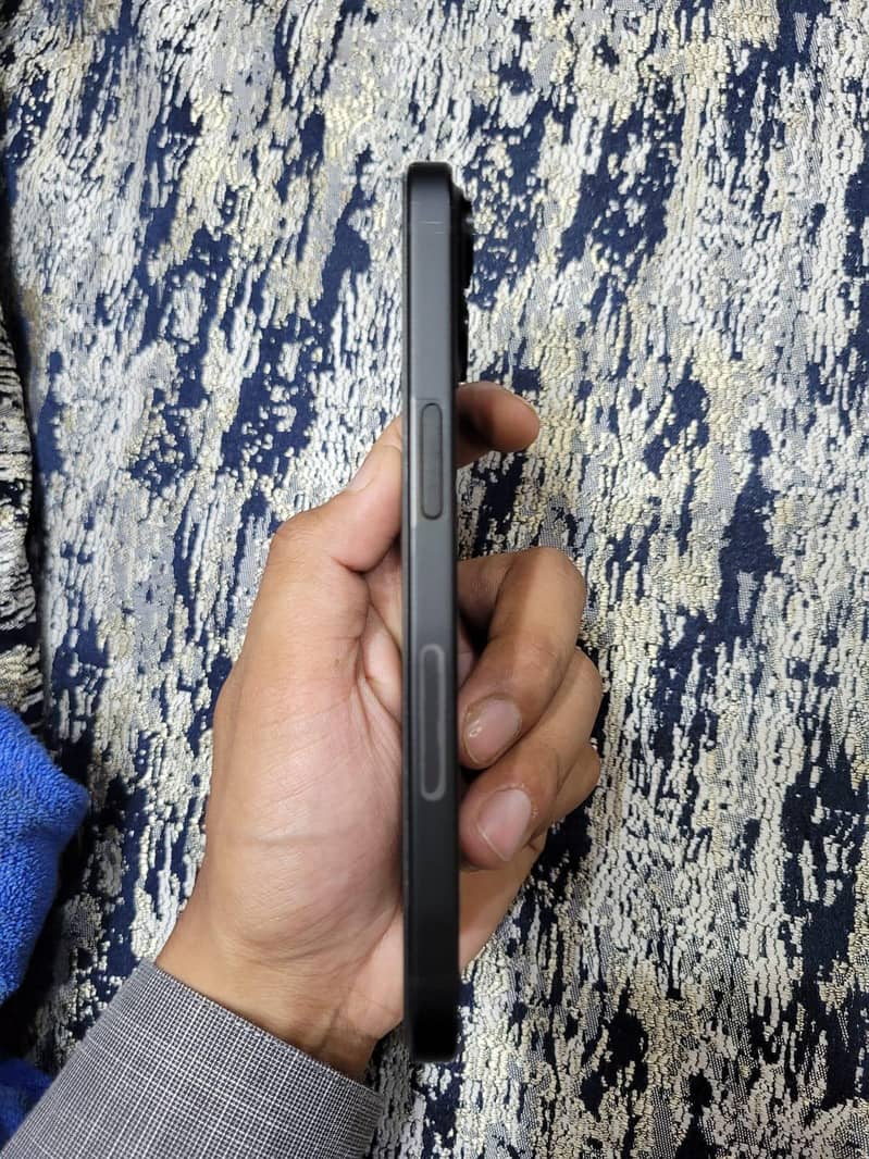 iphone 15jv 3