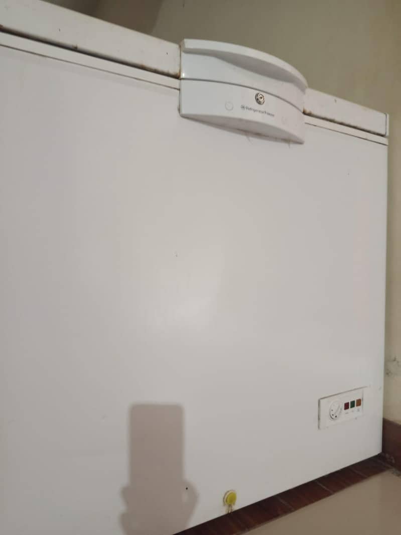 Dawlance deep freezer 5