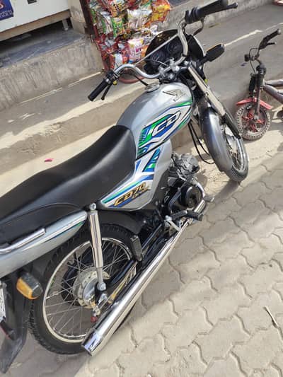 Honda cd dream2023/24 complete documents good condition