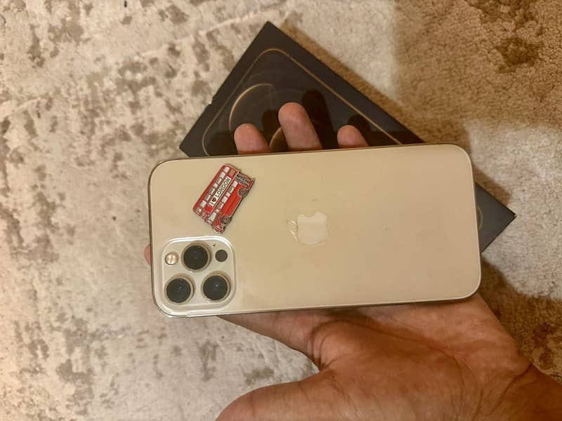 Iphone 12pro max 1