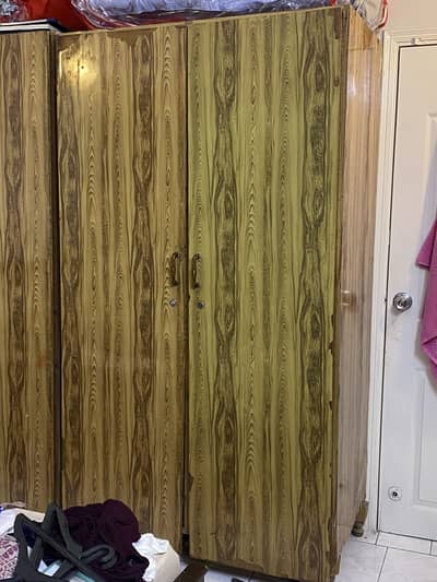 Wardrobe / Cupboard