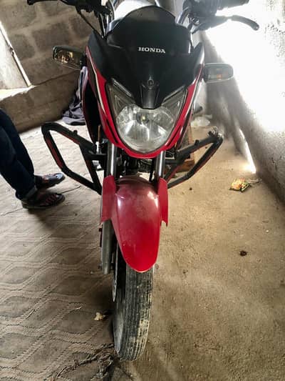 Honda CBR 150R 2019