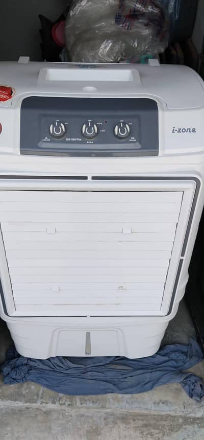 Air Coller for Sale with 4 Ice Pack.