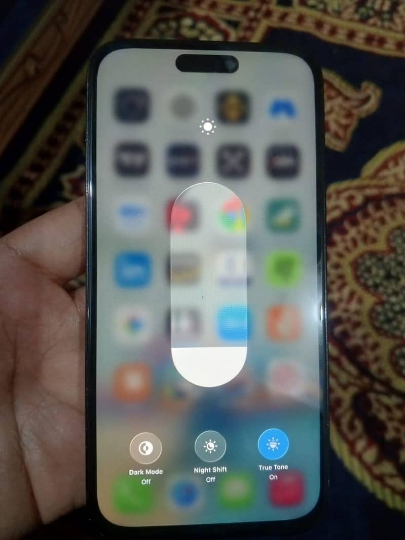 iPhone 14 pro max 4