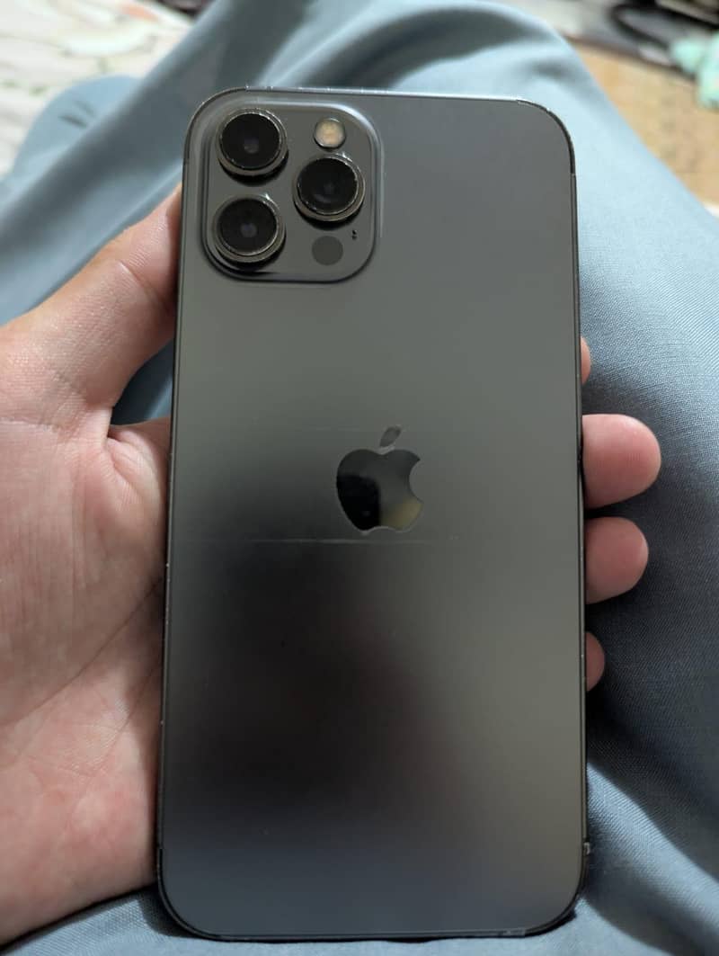 Iphone 12 pro max 0