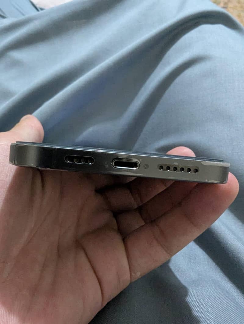 Iphone 12 pro max 3