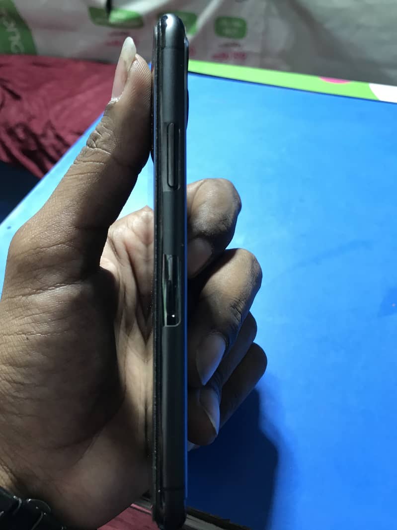 iPhone 11pro 4
