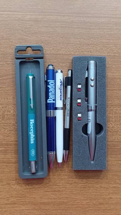 Lot of pens parker,zebra and more