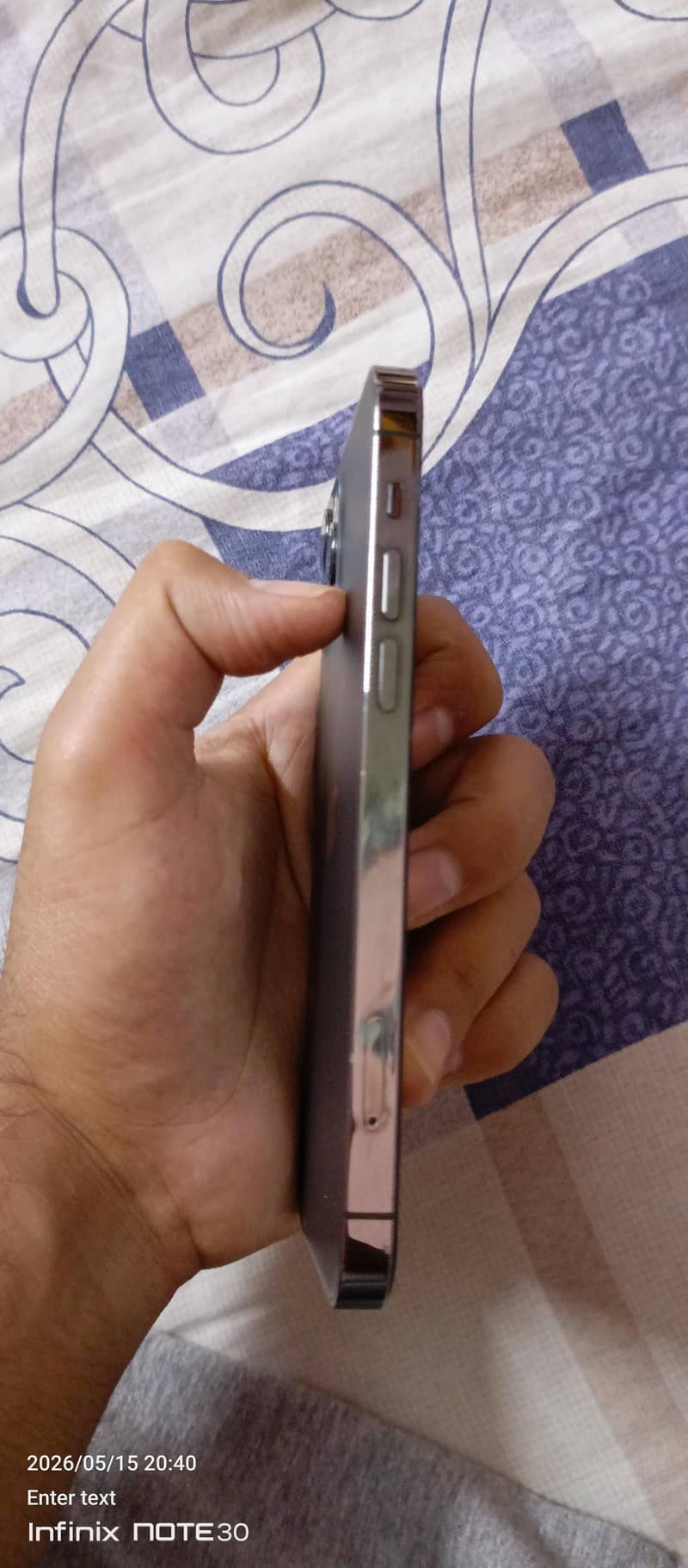 iPhone 12 pro 4