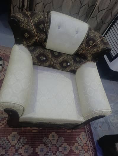6 Seater sofa for sale