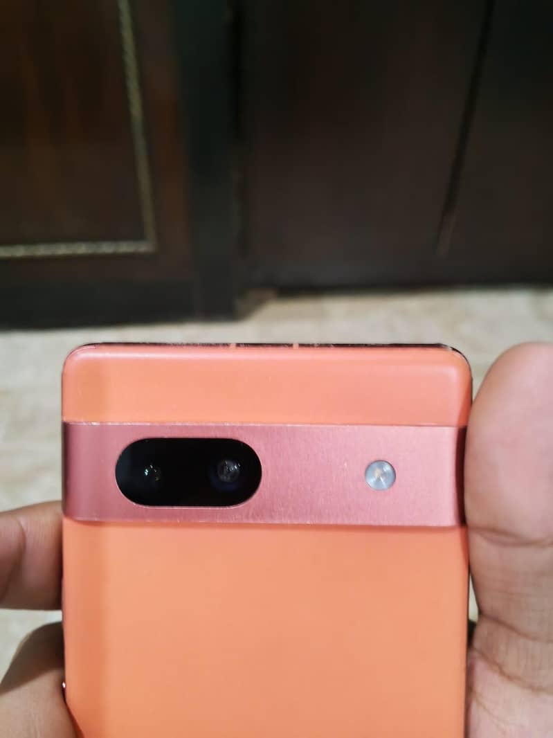 Google pixel 7a  3