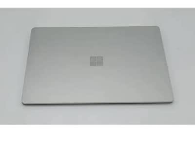 Microsoft surface 4 i7 , 11 generation.