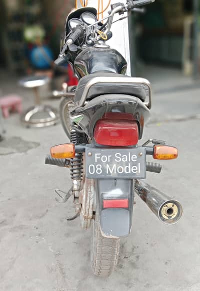 Honda Deluxe CG 125