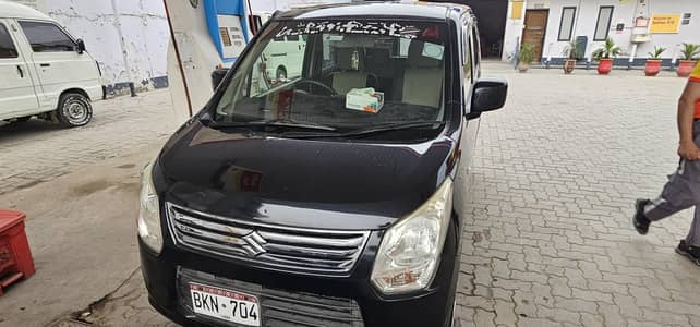suzuki wagnor R 2014