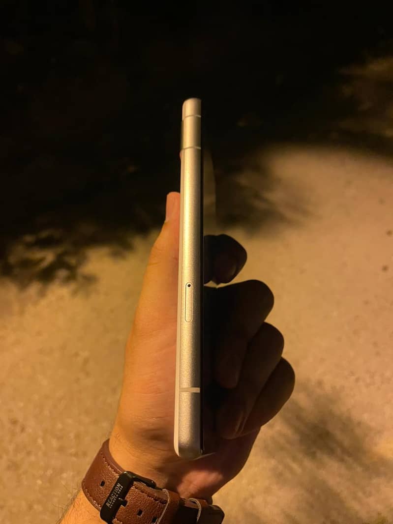 Google Pixel 7a 1