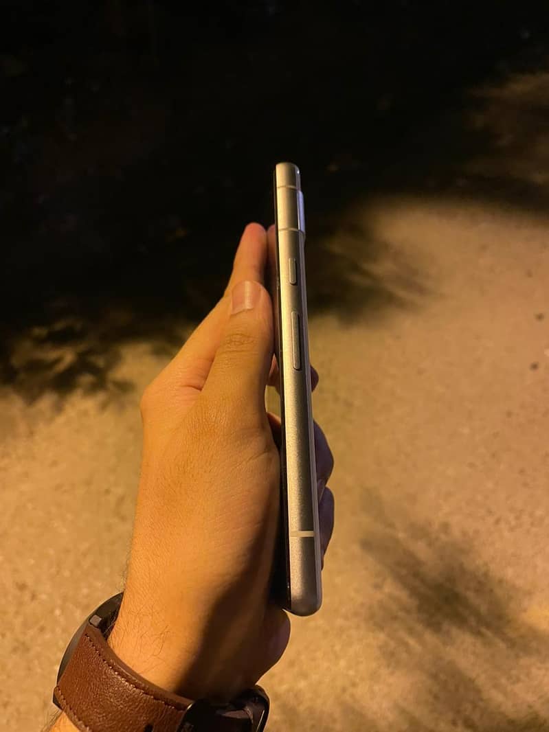 Google Pixel 7a 2