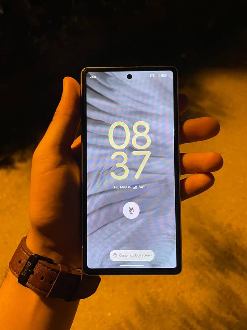 Google Pixel 7a 5