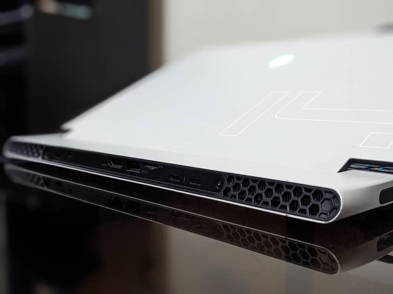 Dell Alienware X14 - i7 12th Gen 3