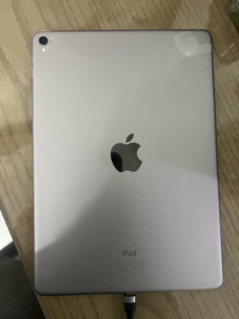 iPad Pro 9.7 inch 2