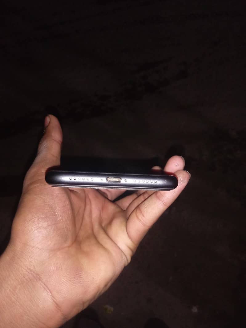 iphone 11 MDM model 3