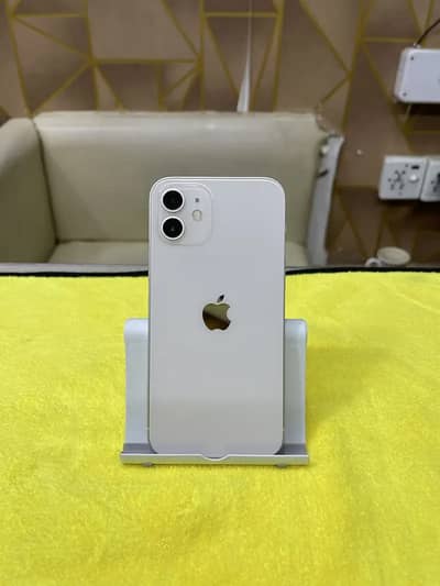 Apple iPhone 12