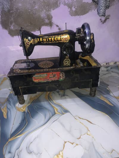 Salai mashine for sale condition ok 10’10 just 1 year used