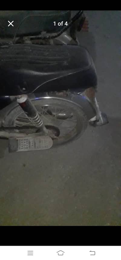Capitan bike hai 2012 model vip hai chalna mai paper ma file hai pori