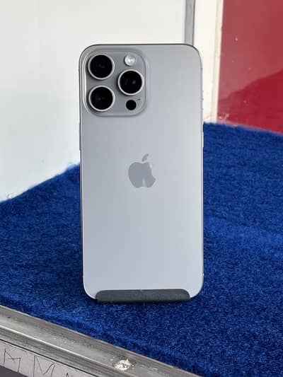 Iphone 15pro max Natural 256gb HK Pta Approved