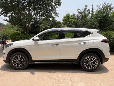 Hyundai Tucson AWD – Powerful, Luxury & Family SUV for sale