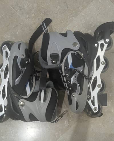 Adjustable Skating Shoes